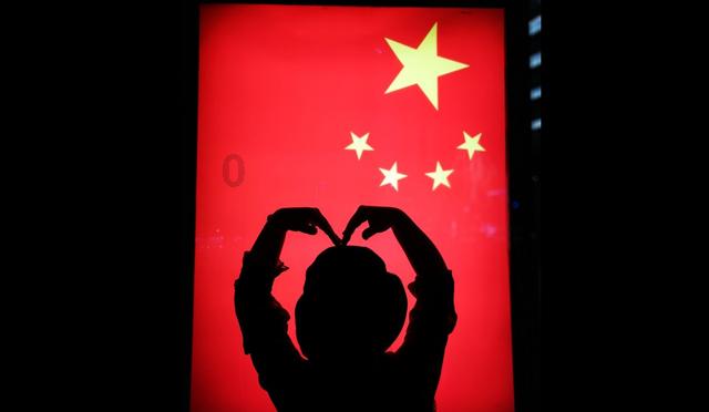 漆黑的森林逃脱